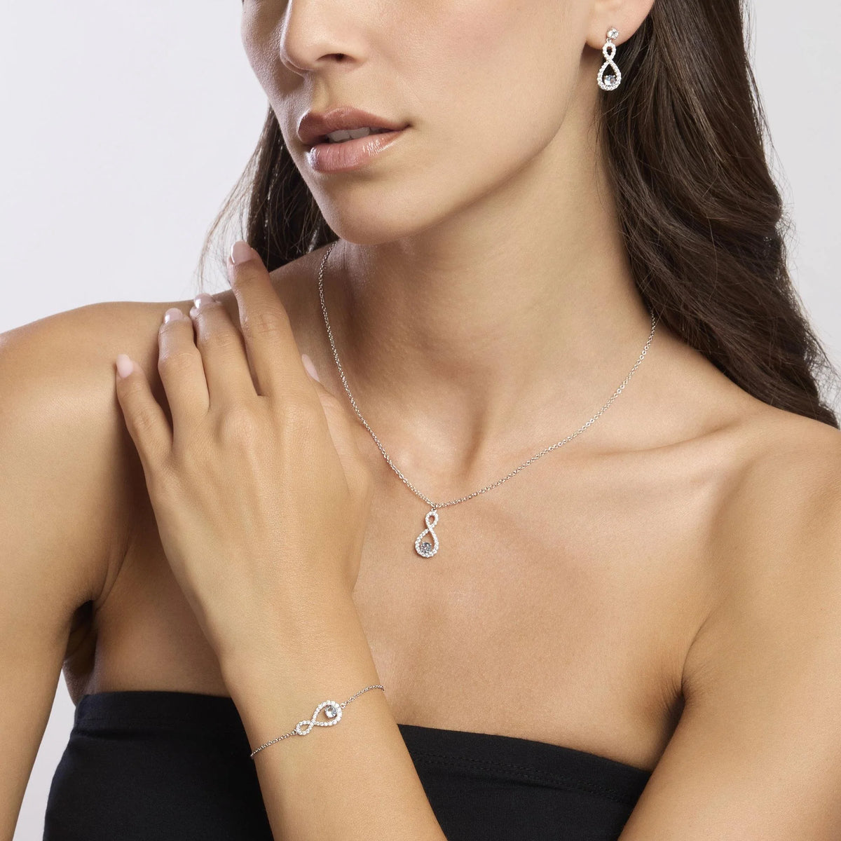 Collana Con Infinito In Argento Acquamarina Sintetica E Zirconi Mabina Donna "Endless" 553675