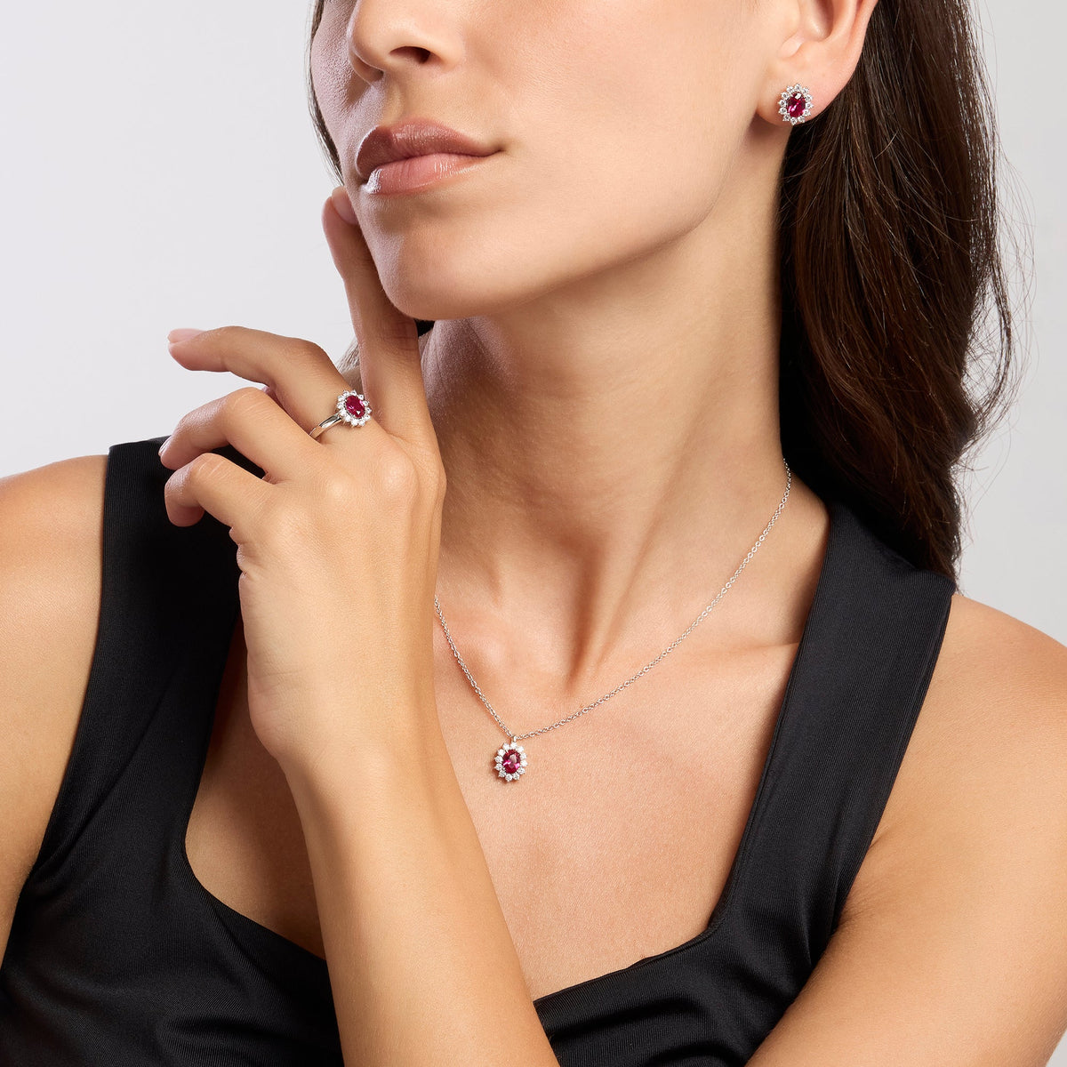 Orecchini In Argento Con Rubino Sintetico E Zirconi Bianchi Mabina Donna "Cool Or Retrò" 563717